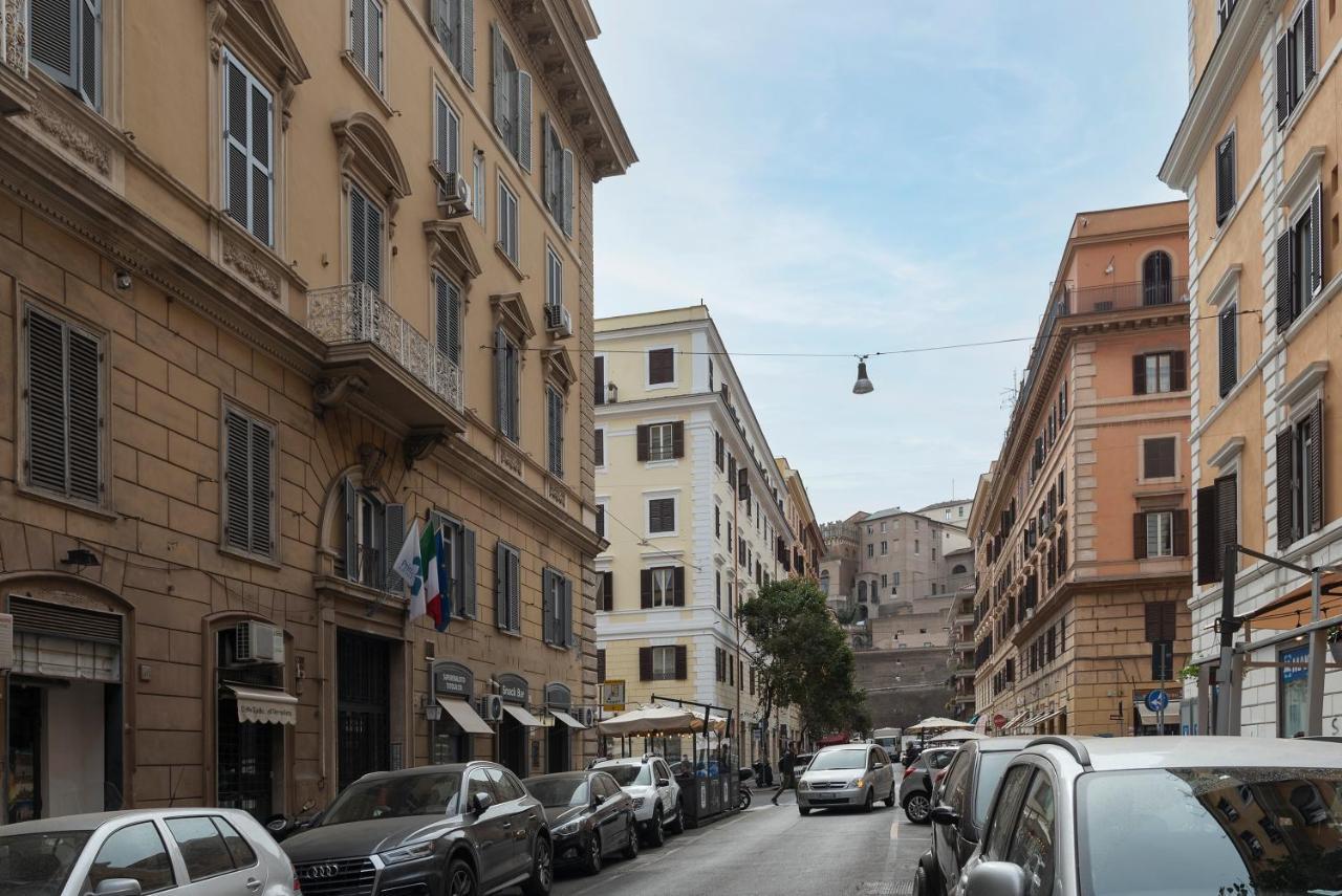 Musei Vaticani Cozy Apartment Rome Bagian luar foto